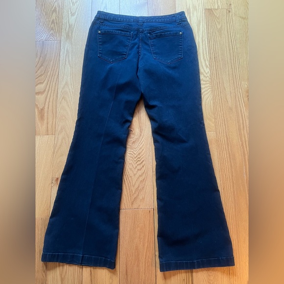 Mossimo Dark Wash Flare Jeans Size 8 Fit 4 Premium Denim Cotton Blend - Picture 6 of 8